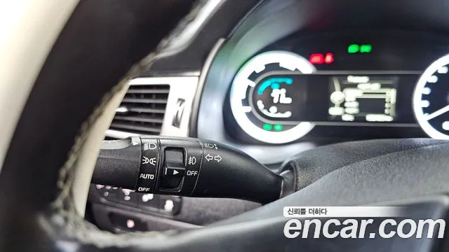 Kia Niro 2018 — фото 16