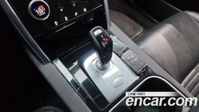 Land Rover Discovery Sport 2020 — фото 12