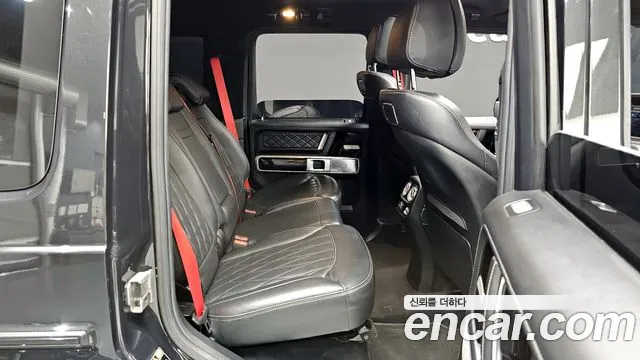 Mercedes-Benz G-Class 2022 — фото 11