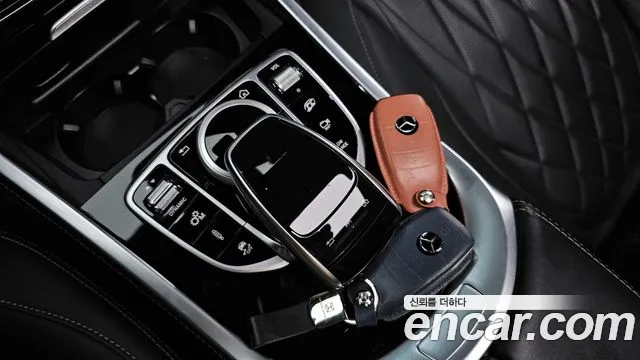 Mercedes-Benz G-Class 2022 — фото 17