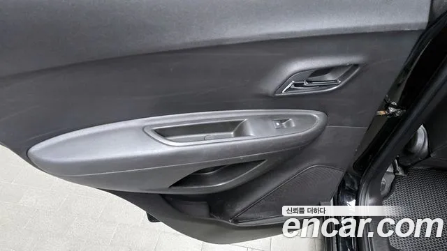 ChevroletGMDaewoo Trax 2017 — фото 14