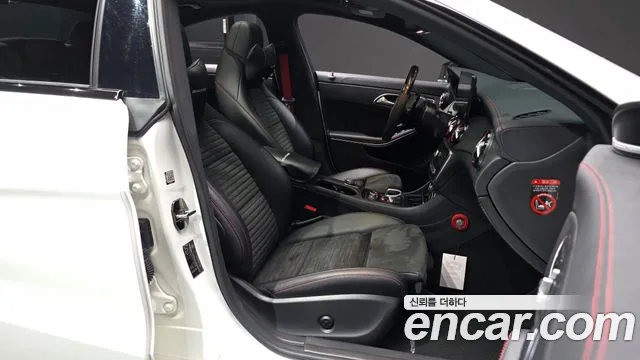 Mercedes-Benz CLA-Class 2018 — фото 16