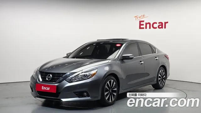Nissan Altima