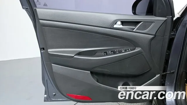 Hyundai Tucson 2017 — фото 14