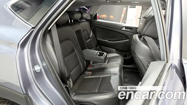 Hyundai Tucson 2017 — фото 16