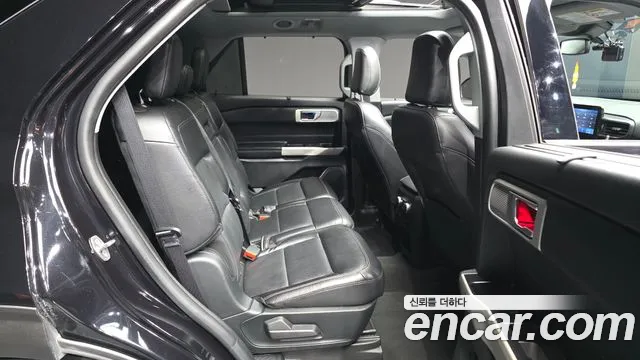 Ford Explorer 2021 — фото 18