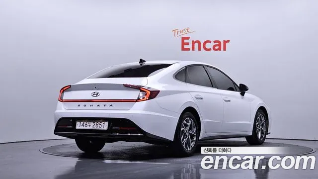 Hyundai Sonata 2022 — фото 2