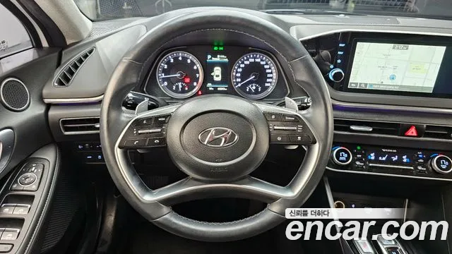 Hyundai Sonata 2022 — фото 19