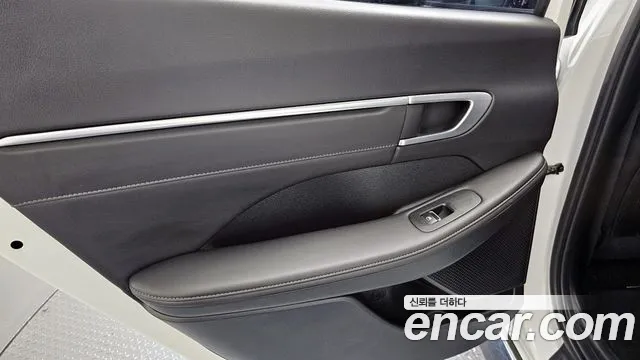 Hyundai Sonata 2022 — фото 15