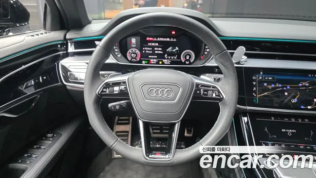 Audi A8 2023 — фото 19