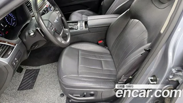 Hyundai Genesis 2016 — фото 18