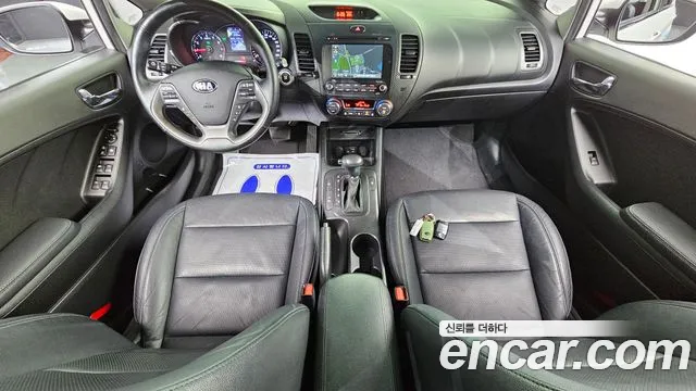 Kia K3 2015 — фото 10