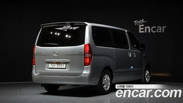 Hyundai Starex 2015 — фото 2