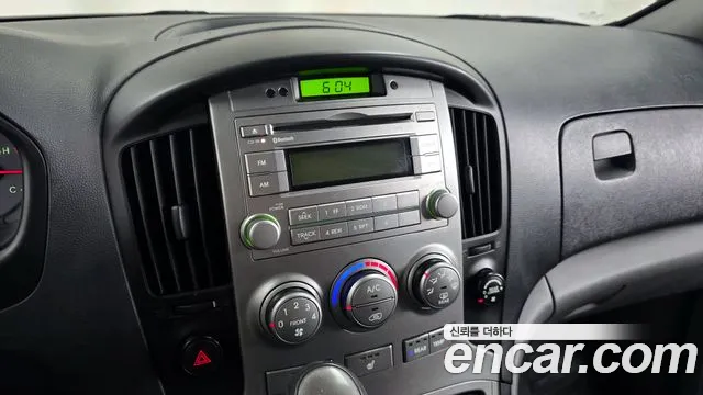 Hyundai Starex 2015 — фото 14