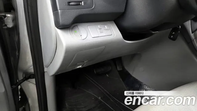 Hyundai Starex 2015 — фото 17