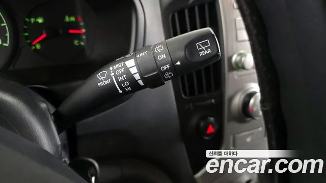 Hyundai Starex 2015 — фото 18