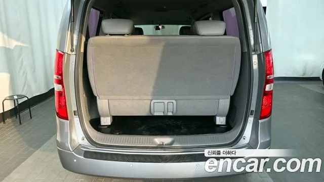 Hyundai Starex 2015 — фото 20