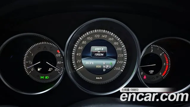 Mercedes-Benz CLS-Class 2017 — фото 11