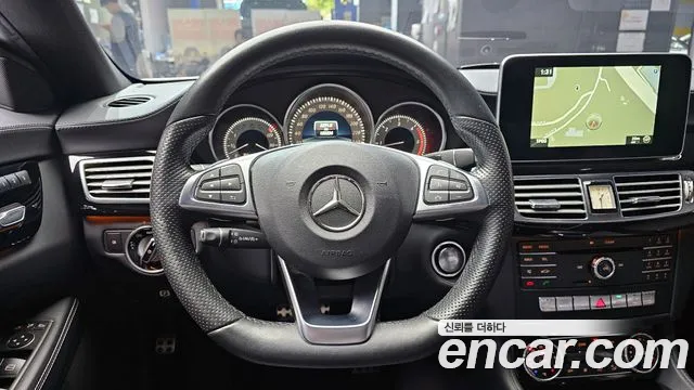 Mercedes-Benz CLS-Class 2017 — фото 20