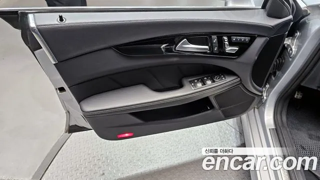 Mercedes-Benz CLS-Class 2017 — фото 14