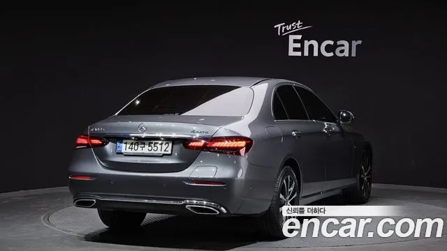 Mercedes-Benz E-Class 2021 — фото 2