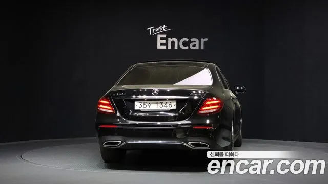 Mercedes-Benz E-Class 2017 — фото 4
