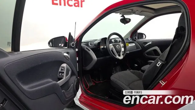 Smart Fortwo 2014 — фото 10