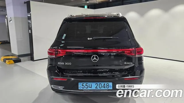 Mercedes-Benz EQB 2023 — фото 7