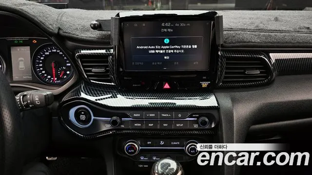 Hyundai Veloster 2019 — фото 20