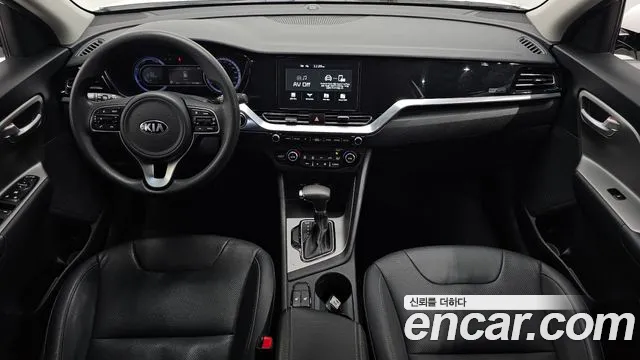Kia Niro 2020 — фото 7