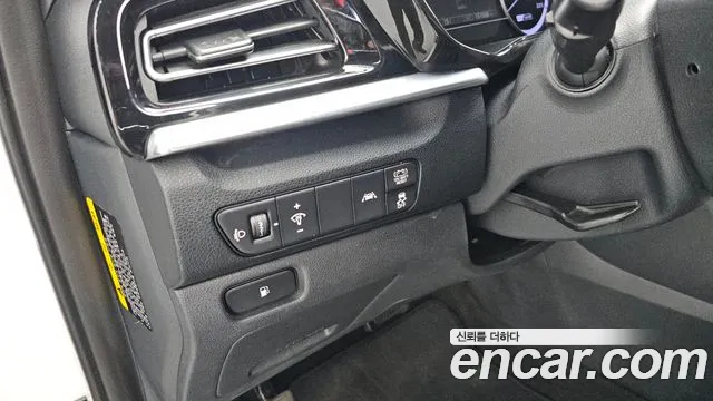 Kia Niro 2020 — фото 18