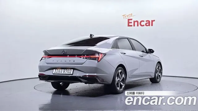Hyundai AVANTE 2023 — фото 2