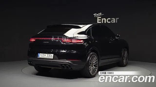 Porsche Cayenne 2021 — фото 2
