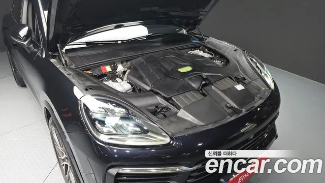 Porsche Cayenne 2021 — фото 6