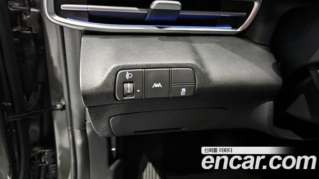 Hyundai AVANTE 2023 — фото 16