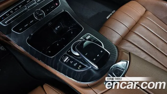 Mercedes-Benz E-Class 2019 — фото 9