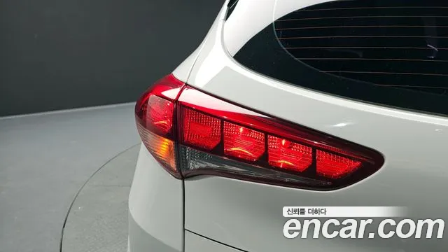 Hyundai Tucson 2016 — фото 9