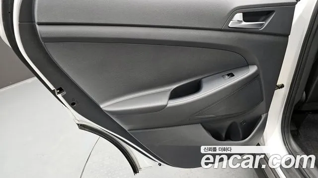 Hyundai Tucson 2016 — фото 15