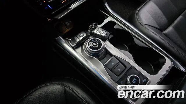 Ford Explorer 2021 — фото 12