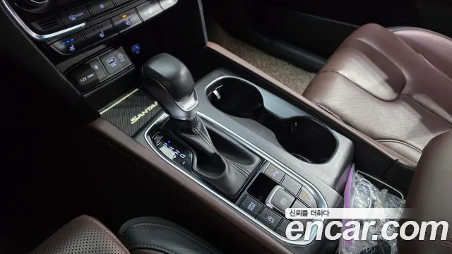 Hyundai Santafe 2019 — фото 12