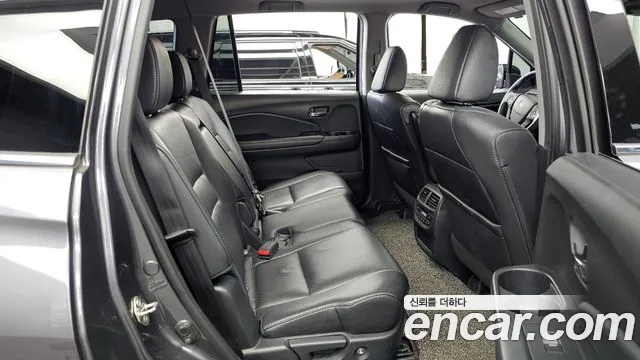 Honda Pilot 2017 — фото 12