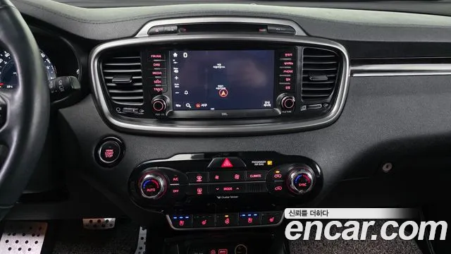 Kia Sorento 2016 — фото 15