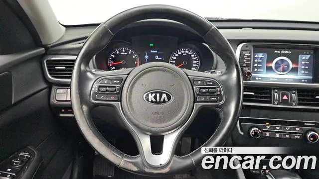 Kia K5 2016 — фото 15