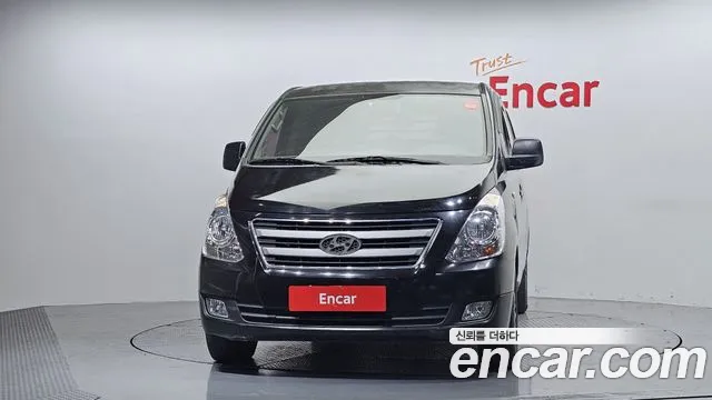 Hyundai Starex 2017 — фото 3