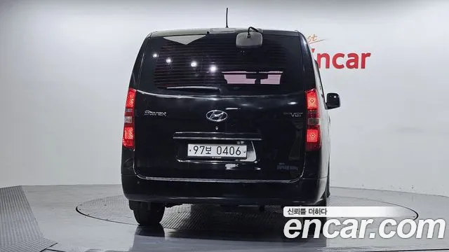 Hyundai Starex 2017 — фото 4