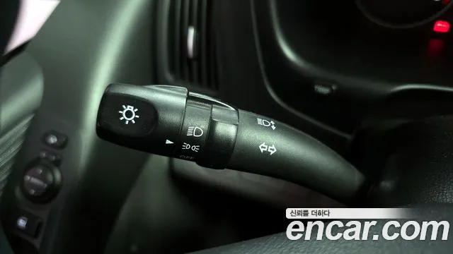 Hyundai Starex 2017 — фото 19