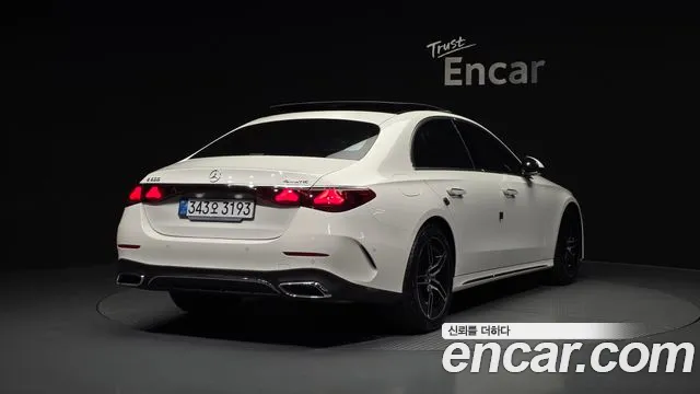 Mercedes-Benz E-Class 2025 — фото 2