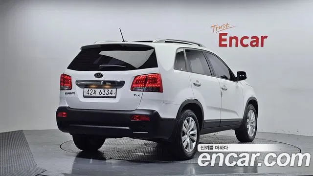 Kia Sorento 2012 — фото 2