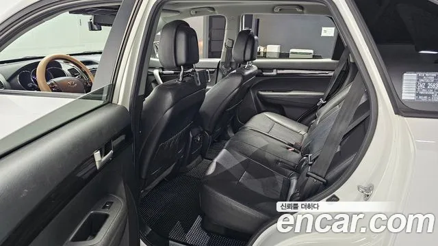 Kia Sorento 2012 — фото 16