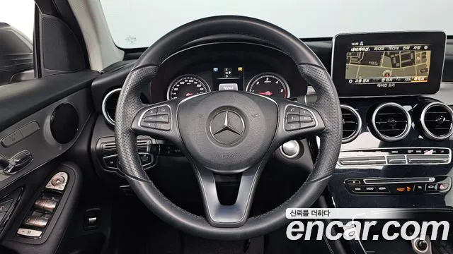 Mercedes-Benz GLC-Class 2018 — фото 19